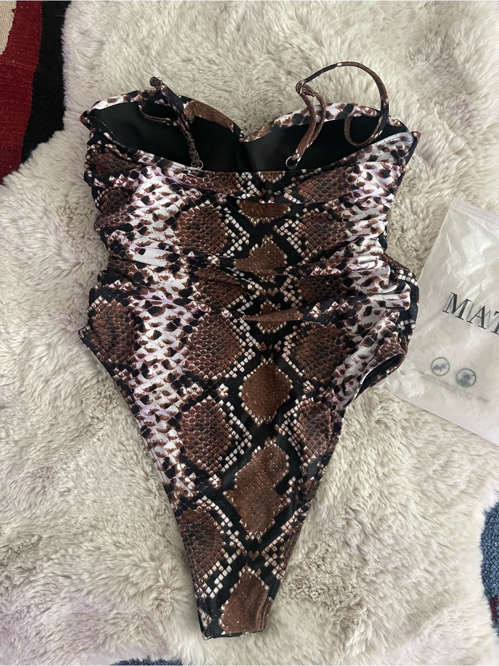 Matte Collection Snake Print One Piece - Picture 2 of 4